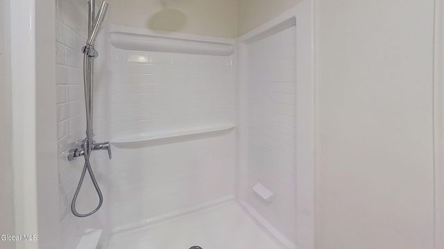 568 Park Avenue Apt 1, Albany, NY 12208