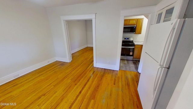 568 Park Avenue Apt 1, Albany, NY 12208