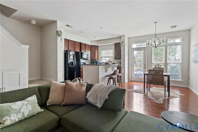 8971 Ringview Dr, Mechanicsville, VA 23116