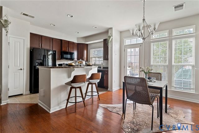 8971 Ringview Dr, Mechanicsville, VA 23116