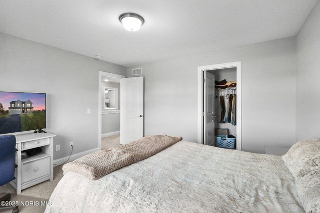 11037 Bay Trace Drive, Perrysburg, OH 43551