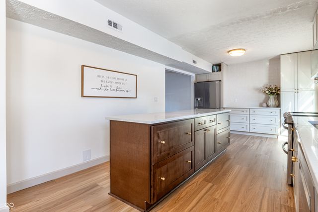 12519 Trester Lane, Fishers, IN 46038