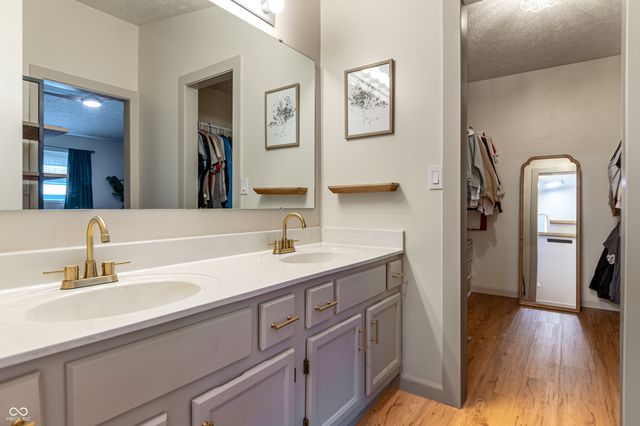 12519 Trester Lane, Fishers, IN 46038