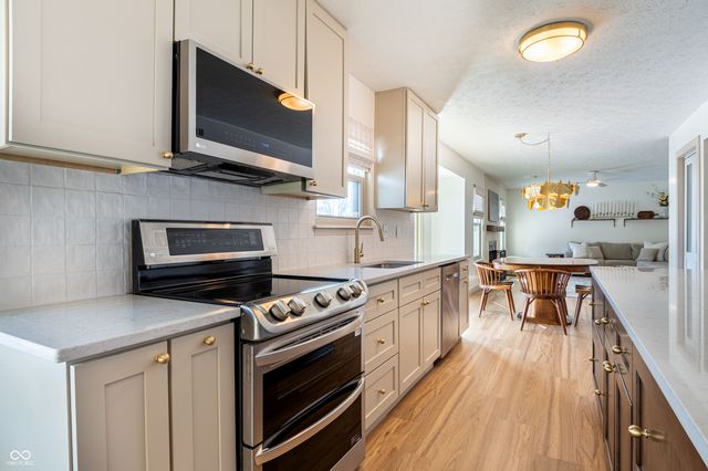 12519 Trester Lane, Fishers, IN 46038