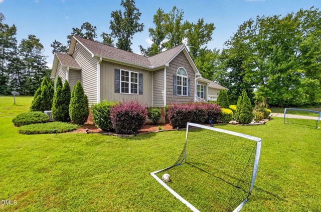 280 Kinsman Court, Fuquay Varina, NC 27526