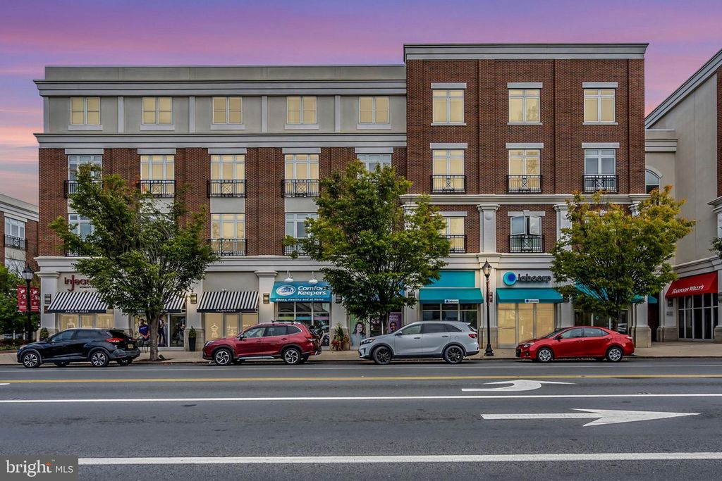 2360 ROUTE 33 #301, ROBBINSVILLE, NJ 08691 — exterior