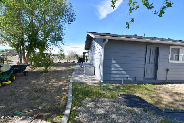 2301 Cal Lane, Gardnerville, NV 89410