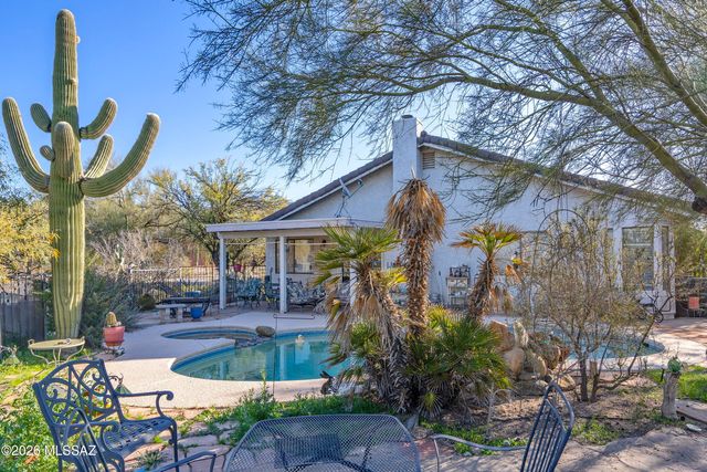 6151 N Panorama Place, Tucson, AZ 85704