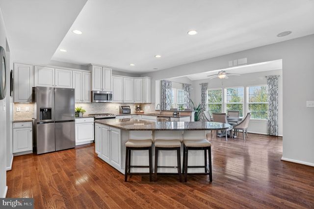 100 MARISA LN, Gilbertsville, PA 19525