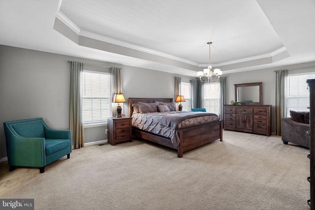 100 MARISA LN, Gilbertsville, PA 19525