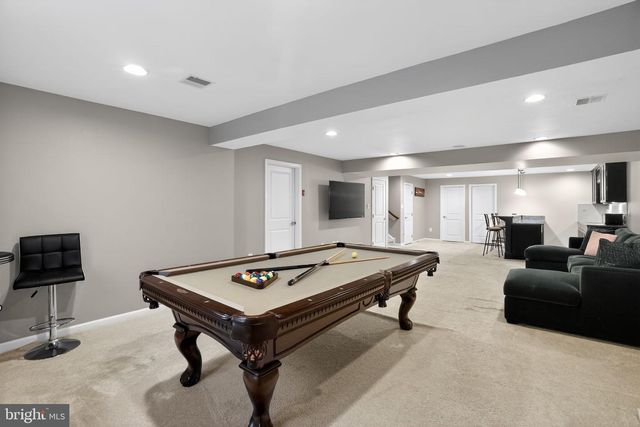 100 MARISA LN, Gilbertsville, PA 19525