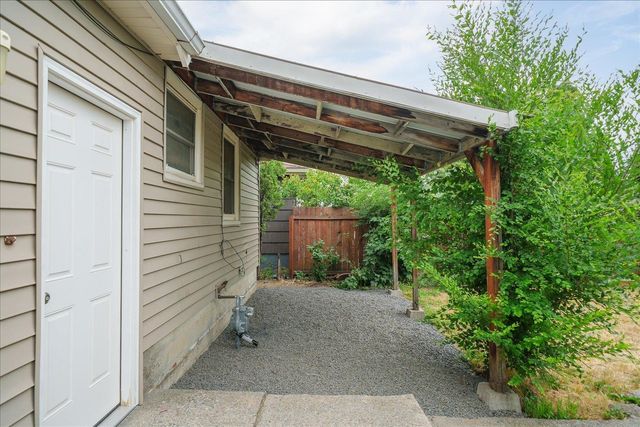 1720 E Francis Ave, Spokane, WA 99208