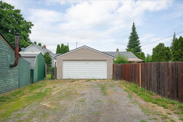 1720 E Francis Ave, Spokane, WA 99208