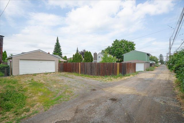 1720 E Francis Ave, Spokane, WA 99208