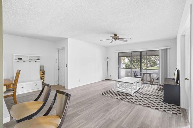 2025 SW Silver Pine Way 120-A1, Palm City, FL 34990