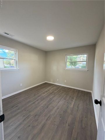 3709 Bosun DR, Chesapeake, VA 23321