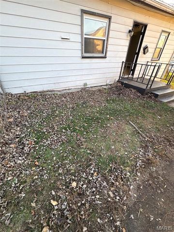 3724 Adie Road, St Ann, MO 63074