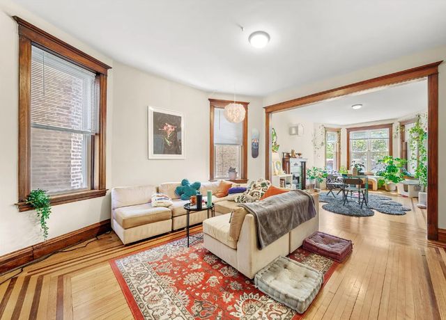 3106 W Fullerton Avenue 1, Chicago, IL 60647