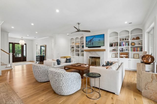 260 Island Park Dr, Charleston, SC 29492