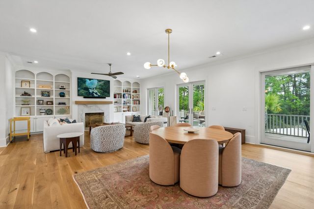 260 Island Park Dr, Charleston, SC 29492
