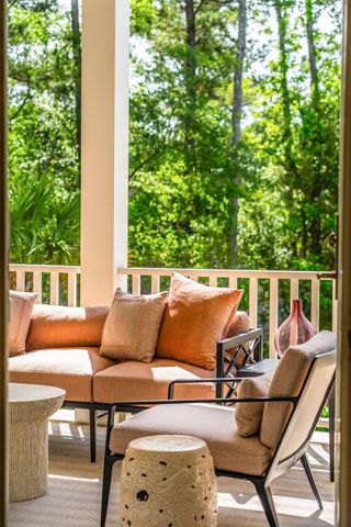 260 Island Park Dr, Charleston, SC 29492