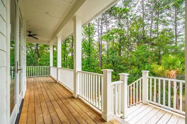 260 Island Park Dr, Charleston, SC 29492