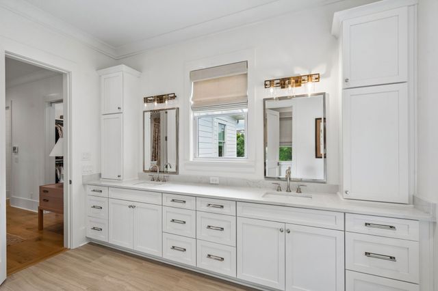 260 Island Park Dr, Charleston, SC 29492