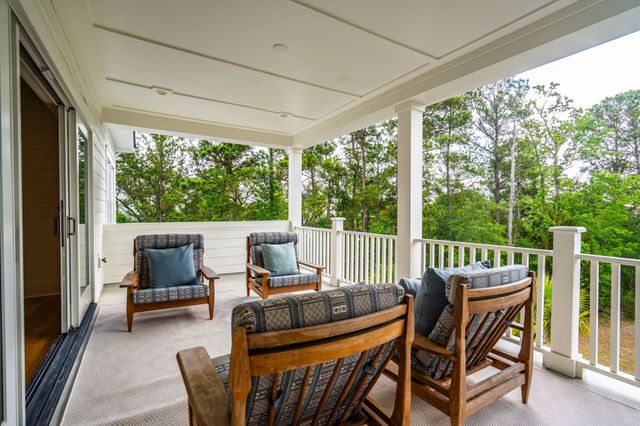 260 Island Park Dr, Charleston, SC 29492