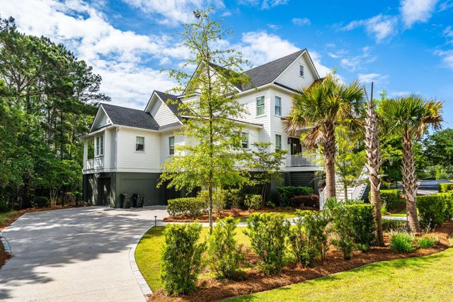260 Island Park Dr, Charleston, SC 29492