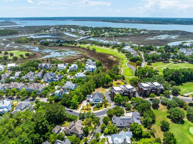 260 Island Park Dr, Charleston, SC 29492