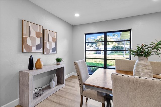 2554 68TH AVENUE S, St Petersburg, FL 33712