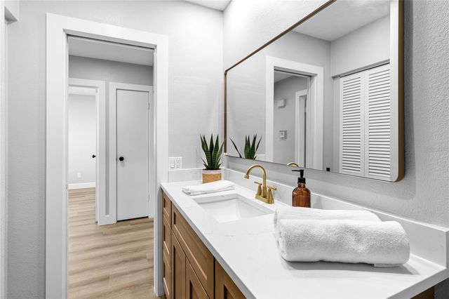 2554 68TH AVENUE S, St Petersburg, FL 33712