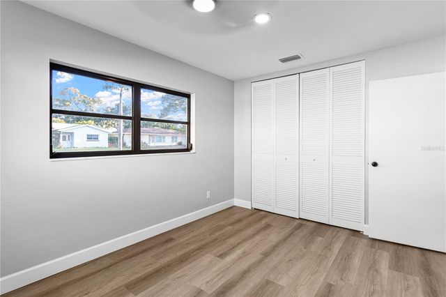 2554 68TH AVENUE S, St Petersburg, FL 33712