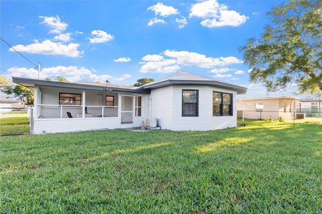 2554 68TH AVENUE S, St Petersburg, FL 33712