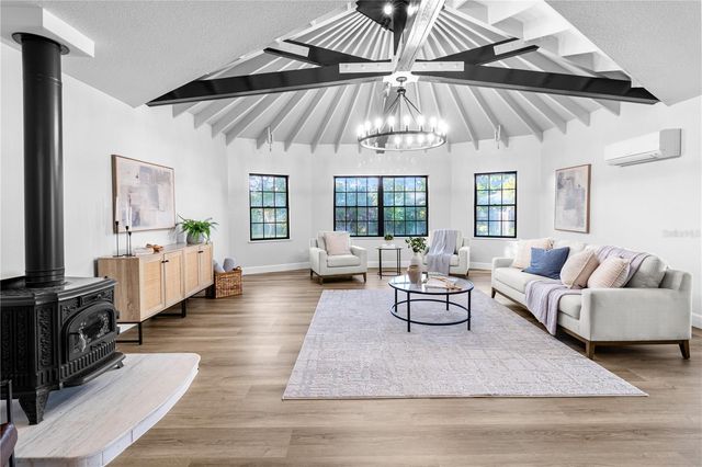 2554 68TH AVENUE S, St Petersburg, FL 33712