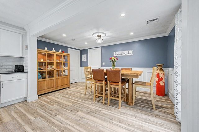 9 Joseph Rd, Framingham, MA 01701