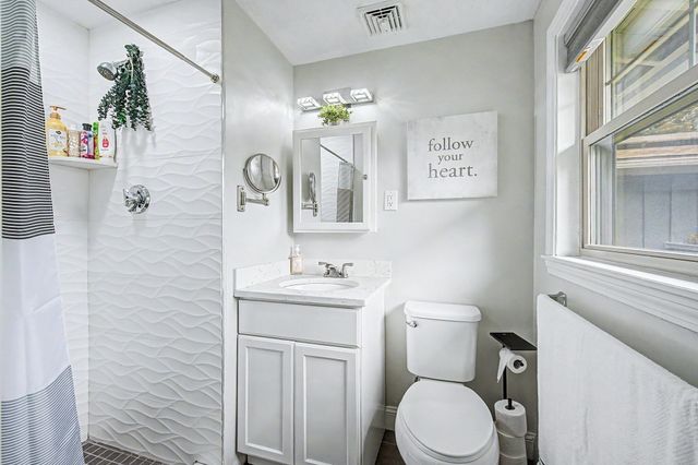 9 Joseph Rd, Framingham, MA 01701