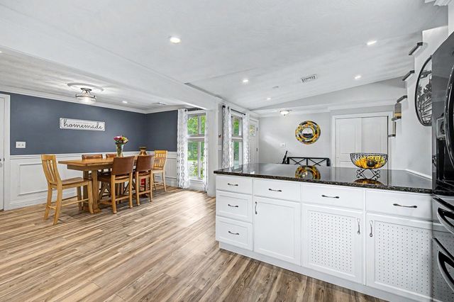 9 Joseph Rd, Framingham, MA 01701