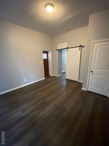 3825 Missouri Avenue, St Louis, MO 63118