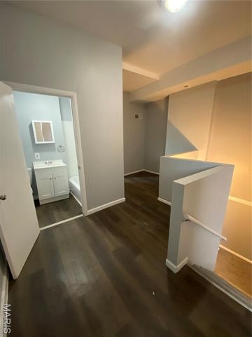 3825 Missouri Avenue, St Louis, MO 63118