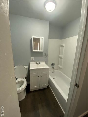 3825 Missouri Avenue, St Louis, MO 63118