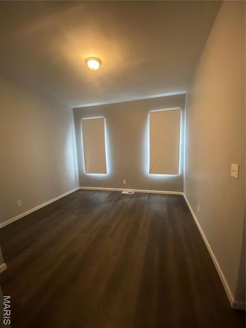 3825 Missouri Avenue, St Louis, MO 63118