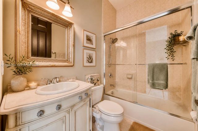 7601 SW 187th Street, Cutler Bay, FL 33157