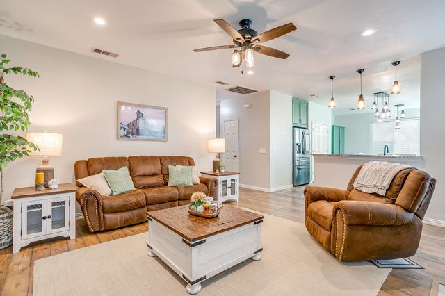 4812 Parkmount Drive, Fort Worth, TX 76137