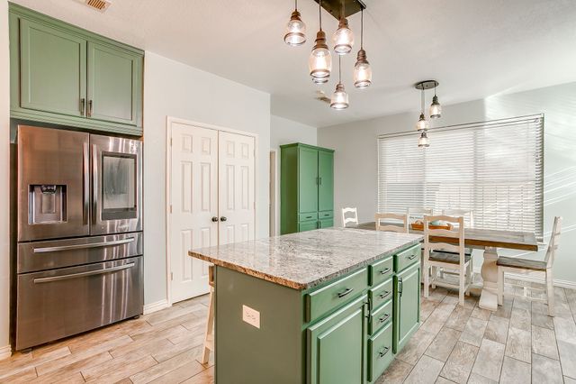 4812 Parkmount Drive, Fort Worth, TX 76137