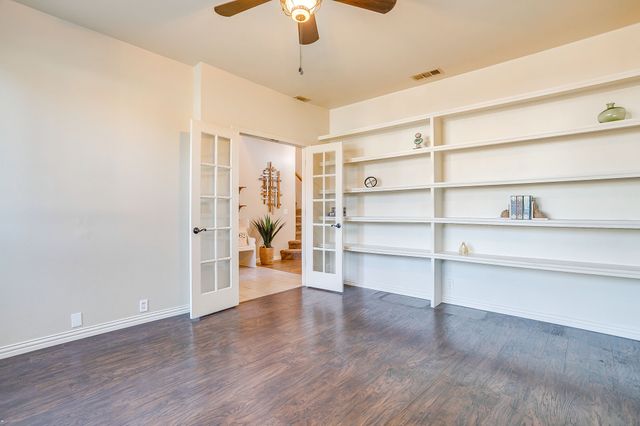 4812 Parkmount Drive, Fort Worth, TX 76137