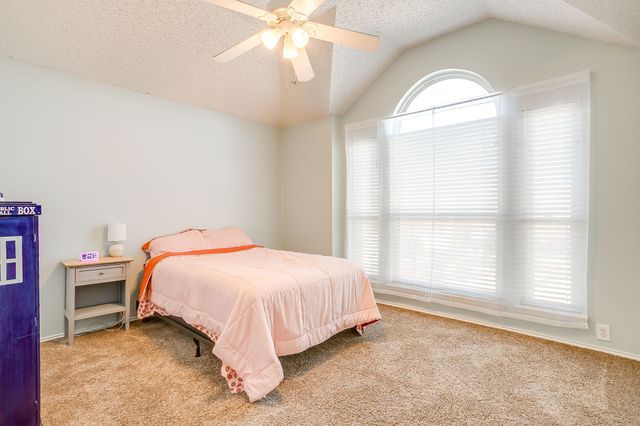 4812 Parkmount Drive, Fort Worth, TX 76137