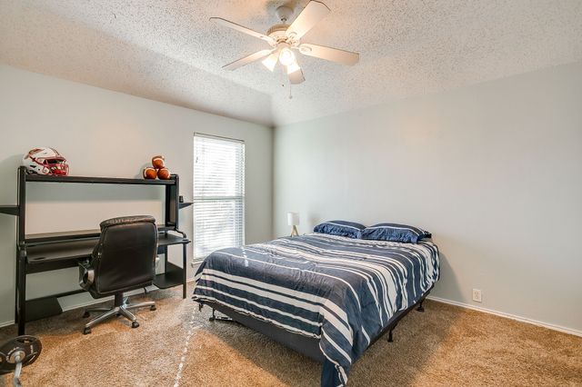 4812 Parkmount Drive, Fort Worth, TX 76137