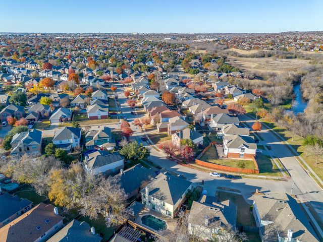 4812 Parkmount Drive, Fort Worth, TX 76137