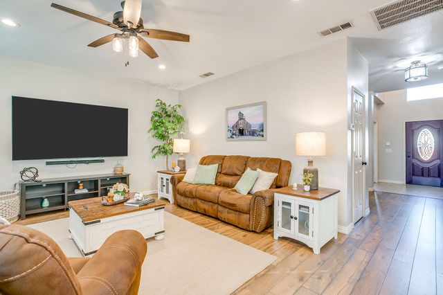 4812 Parkmount Drive, Fort Worth, TX 76137